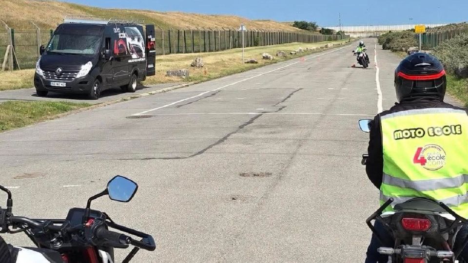 Quelles sont les priorités sur le permis moto ?