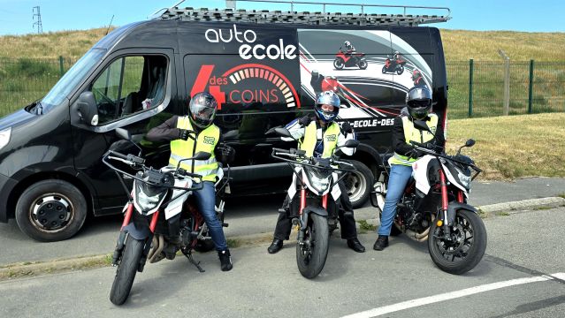 Permis Moto A2 - A Calais - Moto-école des 4 Coins.